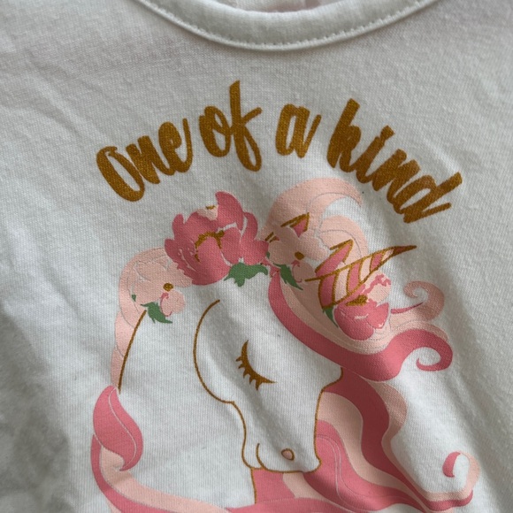 Nicole Miller New York 24M White and Pink One if a Kind Unicorn Short Sleeve Top - Picture 2 of 4